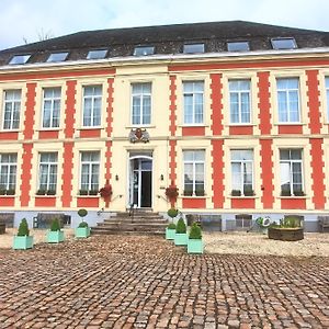 Chateau de Moulin le Comte